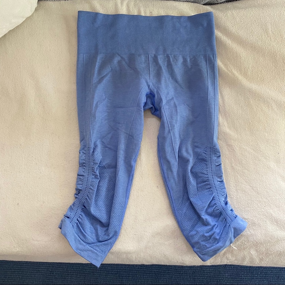 Lululemon blue yoga pants - size 4